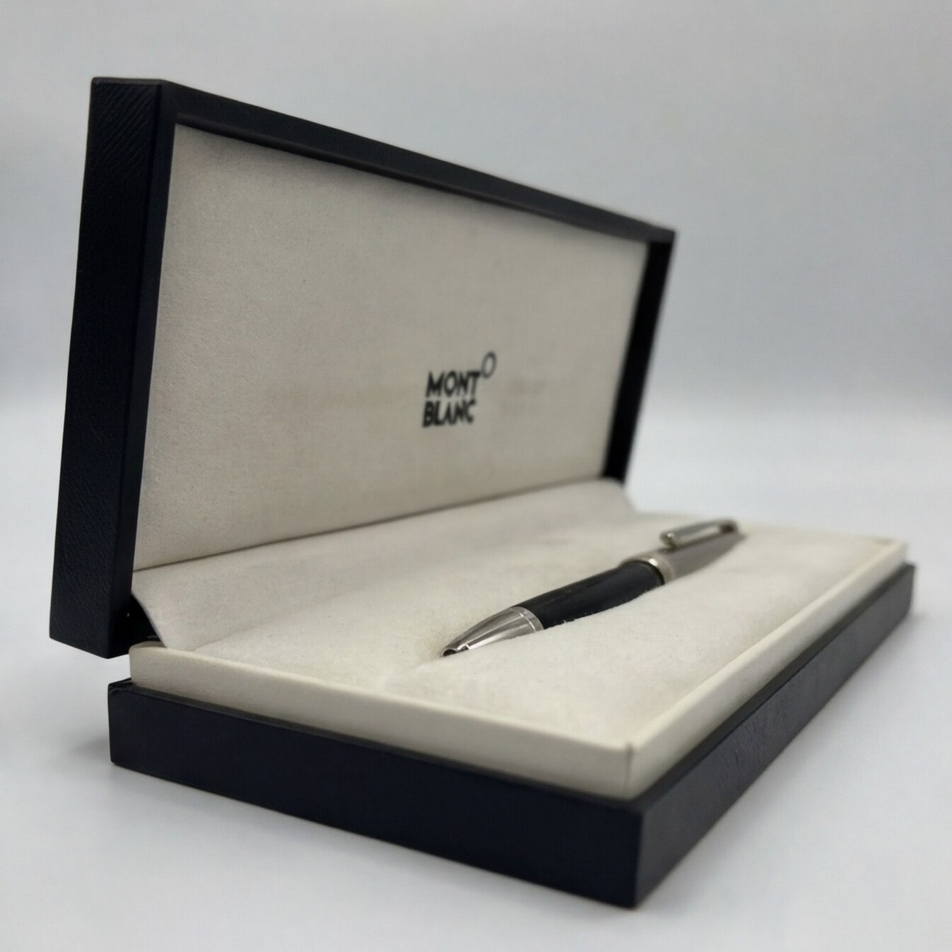 Montblanc Meisterstück Ballpoint Pen – Black Resin & Platinum Finish