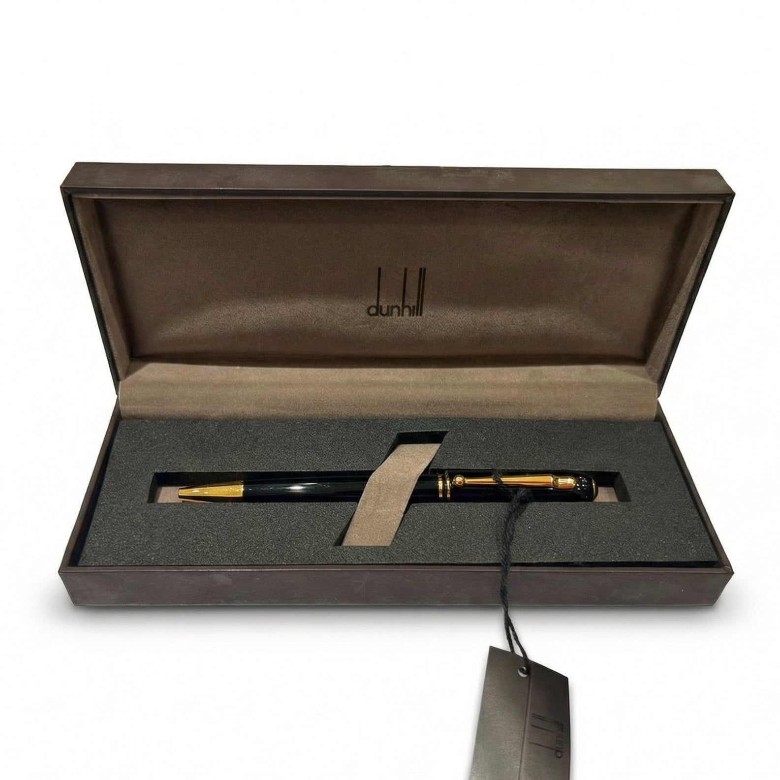 Dunhill London Ballpoint Pen – Black Lacquer &amp; Gold-Plated Trim